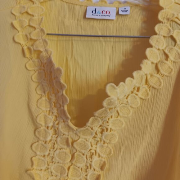 Denim & CO WOMEN'S SIZE MEDIUM YELLOW COVER UP - Picture 2 of 5